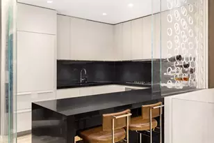 130 W 19th St, New York City, NY 10011 - Photo 6