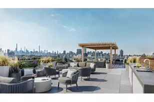 300 W 122nd St, New York City, NY 10027 - Photo 10