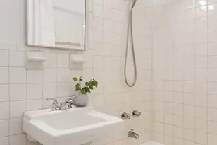 333 E 14th St, New York City, NY 10003 - Photo 8