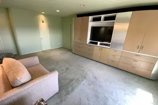 270-10 Grand Central Pkwy, New York City, NY 11005 - Photo 18