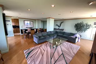 270-10 Grand Central Pkwy, New York City, NY 11005 - Photo 2