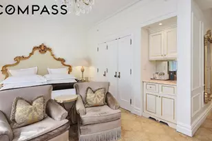 768 5th Ave, New York City, NY 10019 - Photo 2