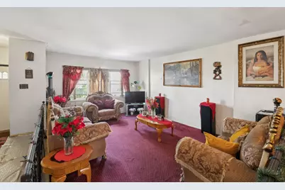10560 Flatlands 2nd Street, New York City, NY 11236 - Photo 2