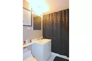 350 W 57th St, New York City, NY 10019 - Photo 6