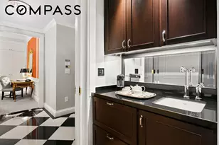 2 E 55th St, New York City, NY 10022 - Photo 4