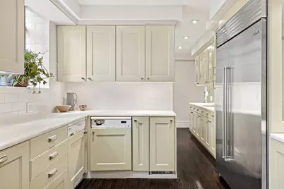 115 E 67th Street #6B, New York City, NY 10021 - Photo 12