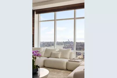 845 United Nations Plaza #82-CD, New York City, NY 10017 - Photo 4