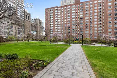 345 W 58th Street #11S, New York City, NY 10019 - Photo 4