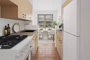 415 E 52nd St, New York City, NY 10022 - Photo 8