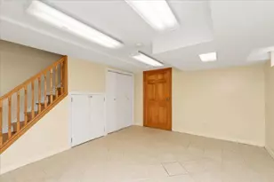 67-29 211th St, New York City, NY 11364 - Photo 16