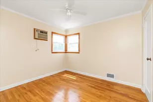 67-29 211th St, New York City, NY 11364 - Photo 14