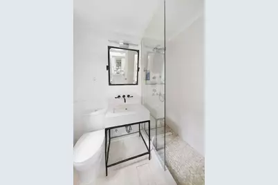 750 Park Avenue #16D, New York City, NY 10021 - Photo 6