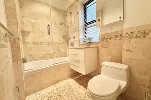 140 W 58th St, New York City, NY 10019 - Photo 8