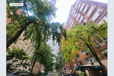 12 Beekman Place #1A, New York City, NY 10022 - Photo 2