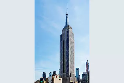 321 W 37th Street #PH1, New York City, NY 10018 - Photo 2