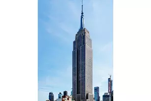 321 W 37th St, New York City, NY 10018 - Photo 2