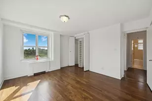 18-65 211th St, New York City, NY 11360 - Photo 48