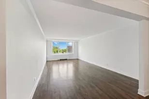 18-65 211th St, New York City, NY 11360 - Photo 18