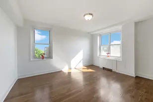 18-65 211th St, New York City, NY 11360 - Photo 44