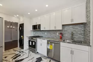 18-65 211th St, New York City, NY 11360 - Photo 24