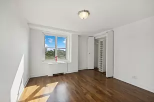 18-65 211th St, New York City, NY 11360 - Photo 46