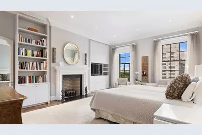 2 E 70th Street #91011B, New York City, NY 10021 - Photo 8