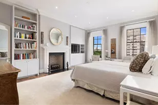 2 E 70th St, New York City, NY 10021 - Photo 8