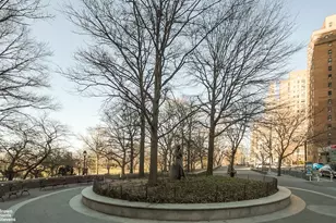 310 W 72nd St, New York City, NY 10023 - Photo 20