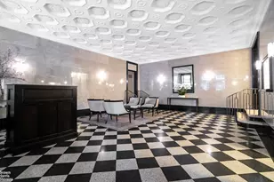 310 W 72nd St, New York City, NY 10023 - Photo 16