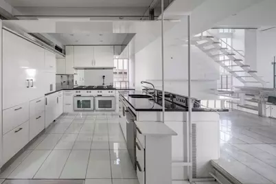 23 Beekman Place, New York City, NY 10022 - Photo 16