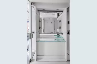 23 Beekman Place, New York City, NY 10022 - Photo 14