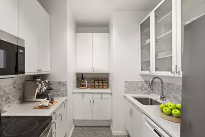 301 W 57th Street #34-C, New York, NY 10019 - Photo 4