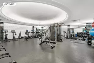 360 E 72nd St, New York City, NY 10021 - Photo 8