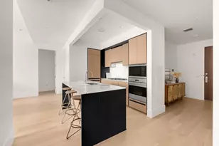 215 E 19th St, New York City, NY 10003 - Photo 2