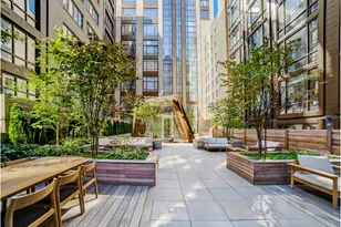 215 E 19th St, New York City, NY 10003 - Photo 4