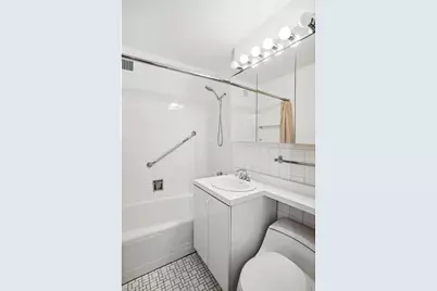 40 E 84th Street #4A, New York City, NY 10028 - Photo 12