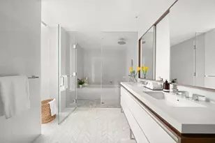 505 W 43rd St, New York City, NY 10036 - Photo 6