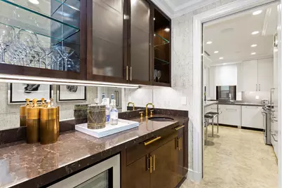 781 5th Avenue #1101, New York City, NY 10022 - Photo 18
