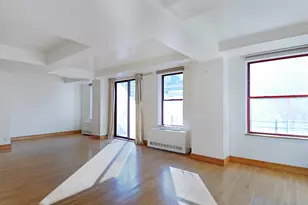 40 E 61st St, New York City, NY 10065 - Photo 6