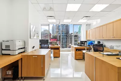 50 W 47th Street #1609, New York City, NY 10036 - Photo 2
