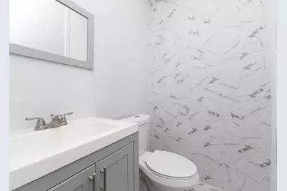 390 E 49th Street, New York City, NY 11203 - Photo 8