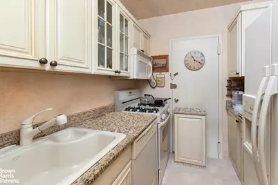 60 Sutton Place S #7FS, New York City, NY 10022 - Photo 6