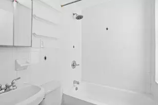 172 Delancey St, New York City, NY 10002 - Photo 4