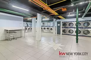 63-109 Saunders St, New York City, NY 11374 - Photo 10