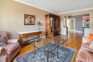 69-10 Yellowstone Blvd, New York City, NY 11375 - Photo 2