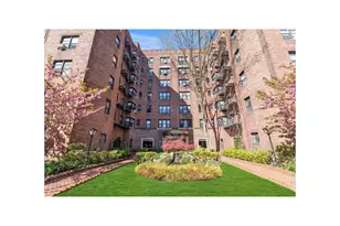 69-10 Yellowstone Blvd, New York City, NY 11375 - Photo 8