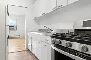 1 Fordham Hill Oval, New York City, NY 10468 - Photo 8