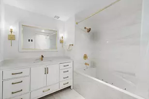 721 5th Ave, New York City, NY 10022 - Photo 10