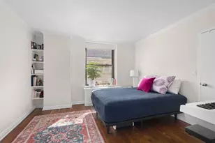 201 W 74th St, New York City, NY 10023 - Photo 2