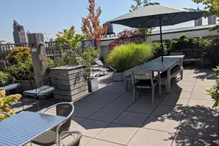 201 W 74th St, New York City, NY 10023 - Photo 14